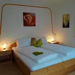 Haus Ausblick Appartement Tux